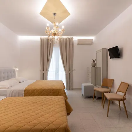 Hotel Villa Basil-2